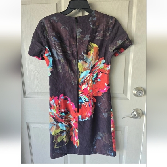 Trina Turk Natasha Floral Dress 6 Women Kneel Length Pencil Lined Boho Coastal - Picture 9 of 10